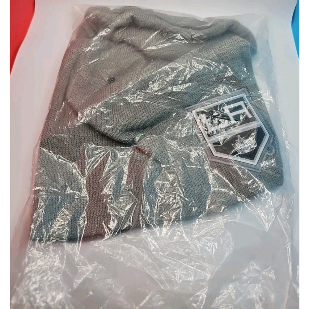 NHL Los Angeles LA Kings Coors Light Knit Winter Hat Toque New In Sealed Package